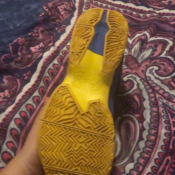 Curry 2.5 GSW the bay colorway {worm once} D.S. - Picture 3 of 4